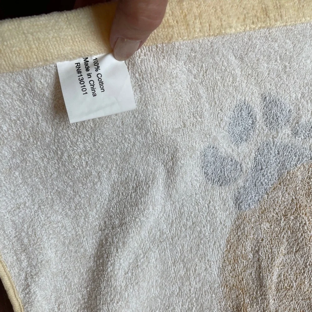 dog/cat themed beach towel/blanket